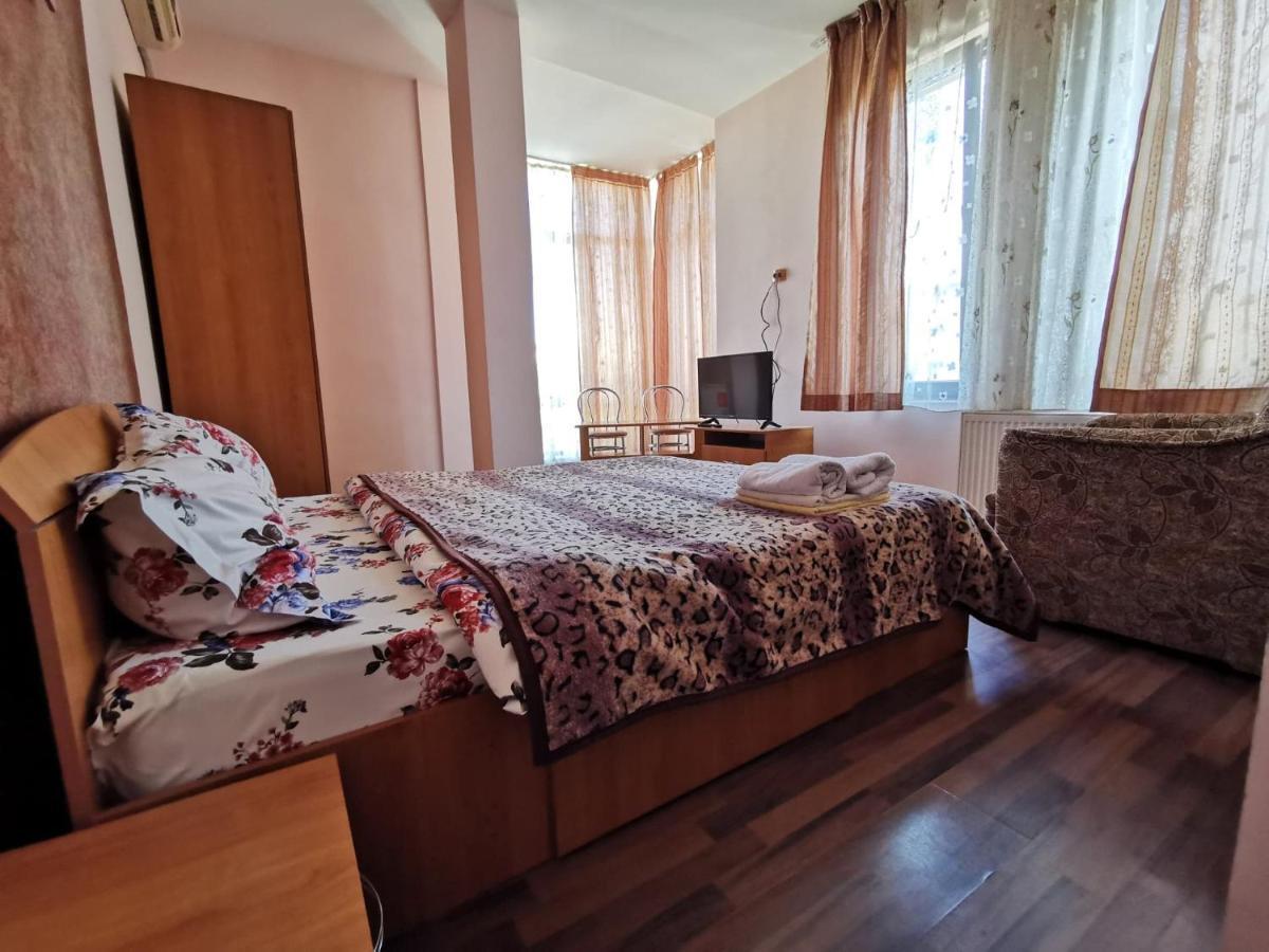 Отель Vila Casa Radu Констанца Экстерьер фото